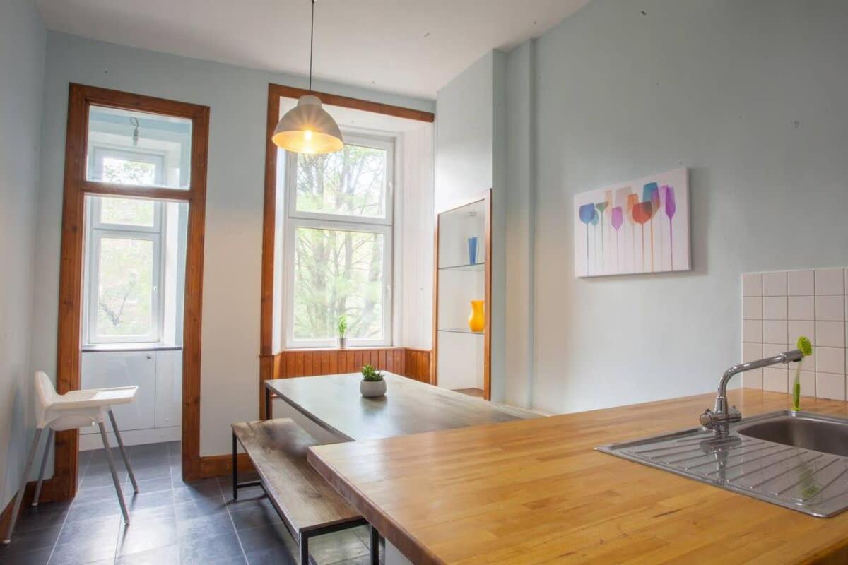 Modern, Light-Filled And Sleek West End Apartment กลาสโกว์ ภายนอก รูปภาพ